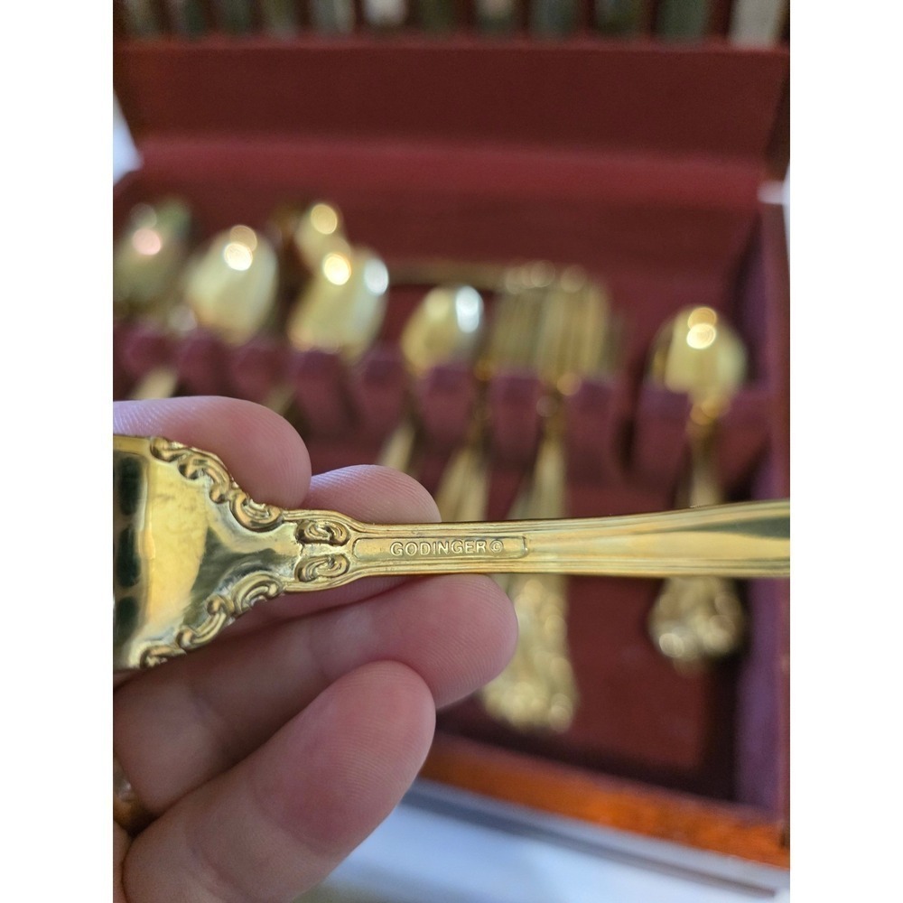 Flatware Dining 52 piece FULL SET,Godinger Gold Plated Set with Wooden Chest. - Picture 2 of 6